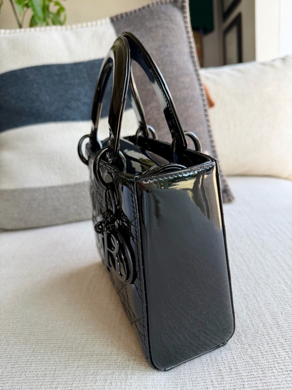 Black Patent Quilted Leather Top-Handle Bag - Picture 5 of 17